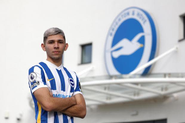 Julio Enciso 22/23 Premier League new signing for Brighton