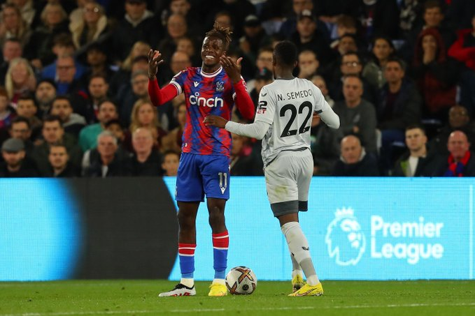 Team and Players to Target from FPL GW13 ~ Zaha