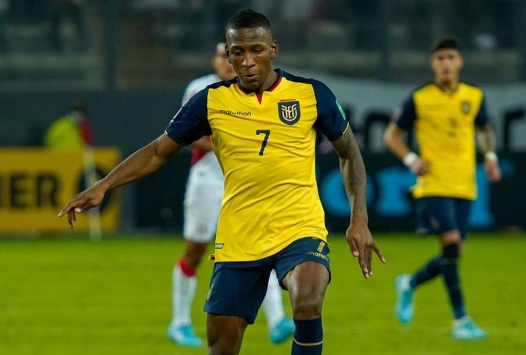 Key players to target in World cup fantasy Group - A & B - Pervis Estupinan
