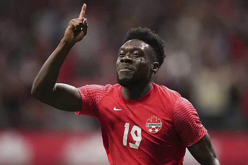 Best Defenders to Target in World Cup Fantasy ~ Alphonse davies