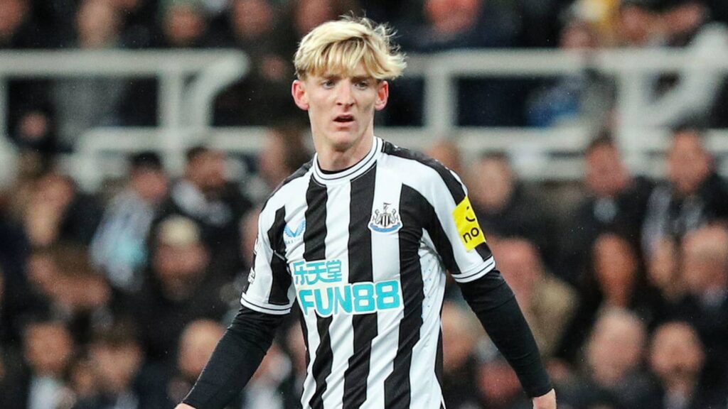 FPL GW 12 Transfer Tips: Two Players to BUY ~  Anthony Gordon 