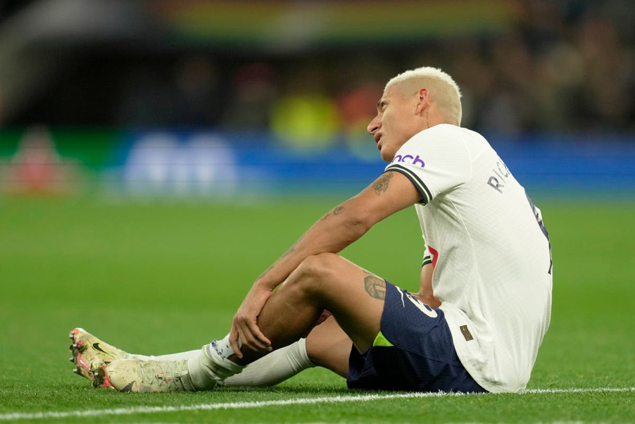 FPL GW28 Transfer Tips: Two Players to SELL ~ Richarlison (£7.0m) – MID, Spurs – 6.8% TSB