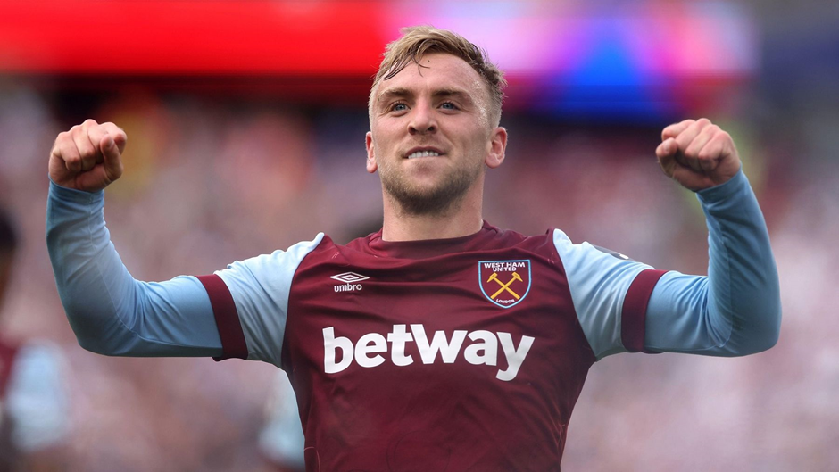 FPL Gameweek 14 Transfer Tips: Two Players to Hold- Bowen